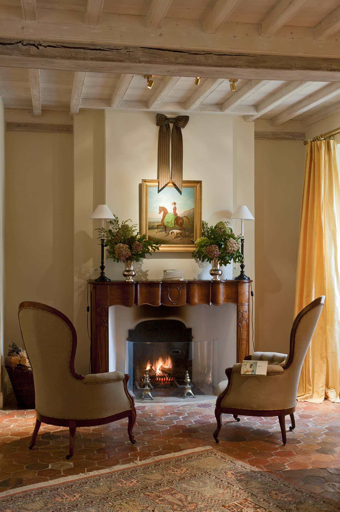 chambre_de-luxe_pres-eugenie-relais-chateaux_06